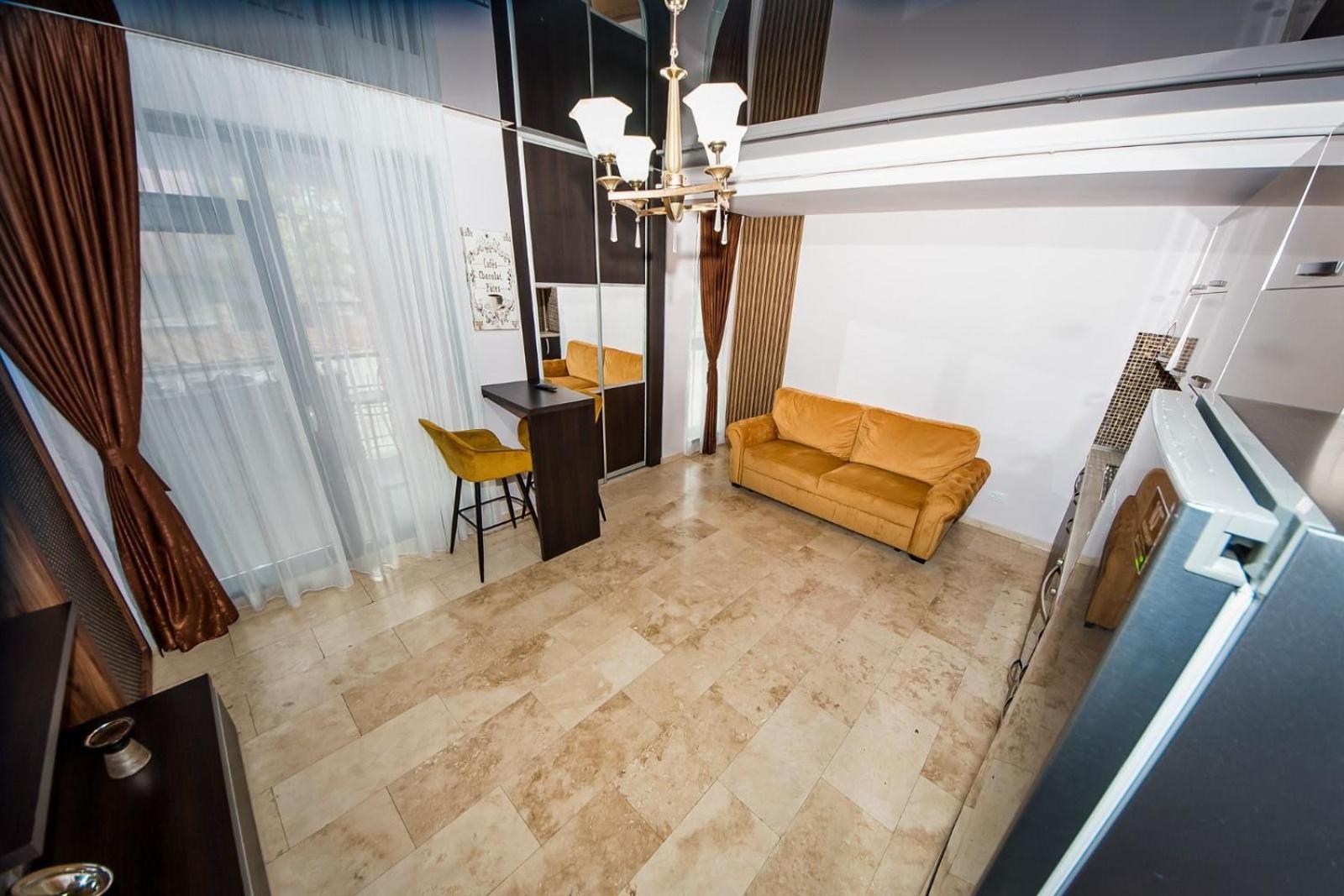 Galaţi Apartament Sweet Luxury מראה חיצוני תמונה